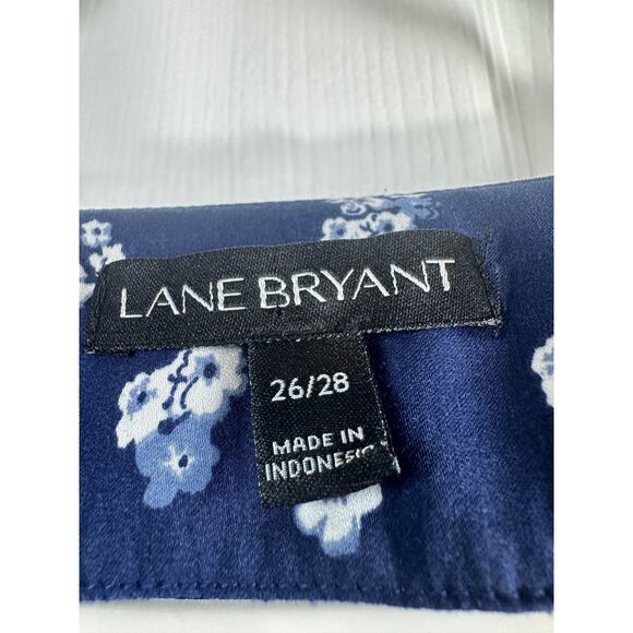 Lane Bryant Tiered Flutter Sleeve Blouse – Blue Floral – Size 26/28 - Picture 4 of 7